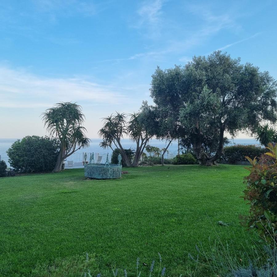 Agriturismo La Tuffatrice Imperia Kültér fotó